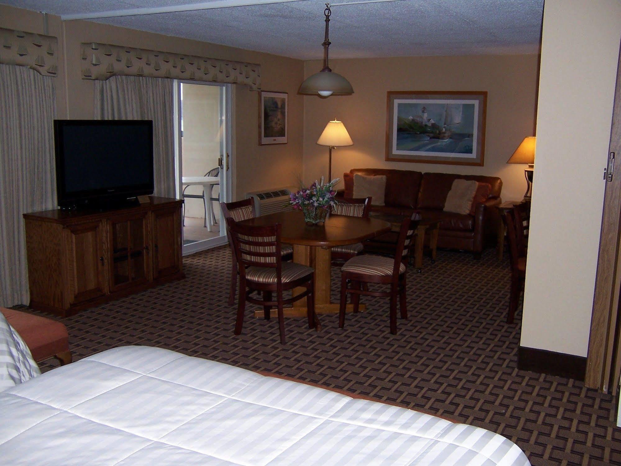 Pinestead Reef Resort Traverse City Luaran gambar